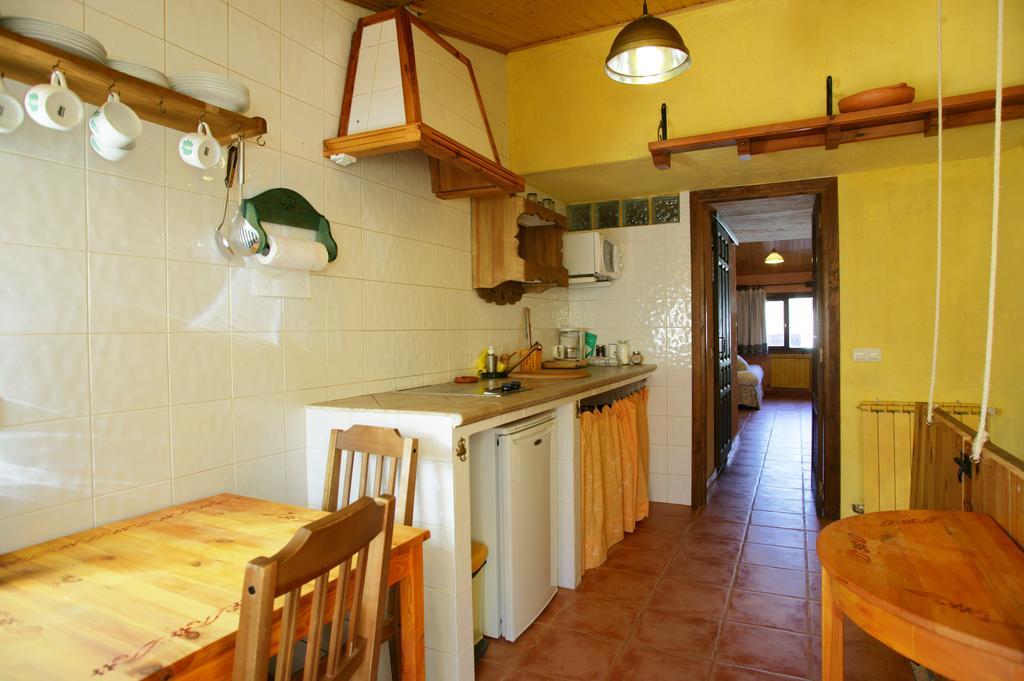 El Rincon De Monasterio Pensionat Exteriör bild